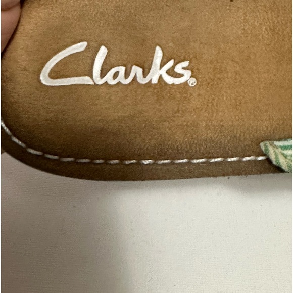 Clarks Women’s Green Slide On Flip Flops Size 9 - Picture 6 of 8